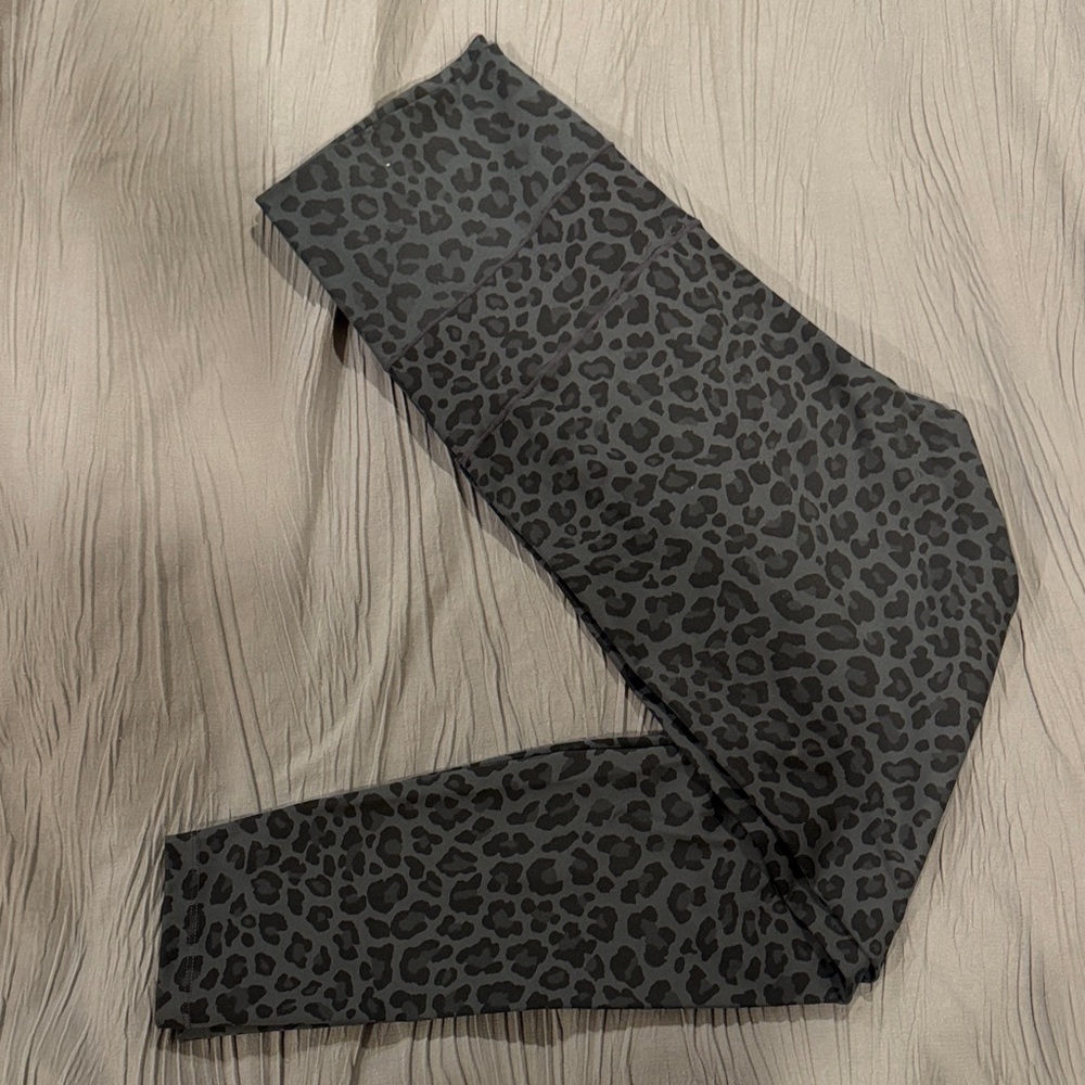 Nike MATERNITY Gray Black Leopard Print Leggings